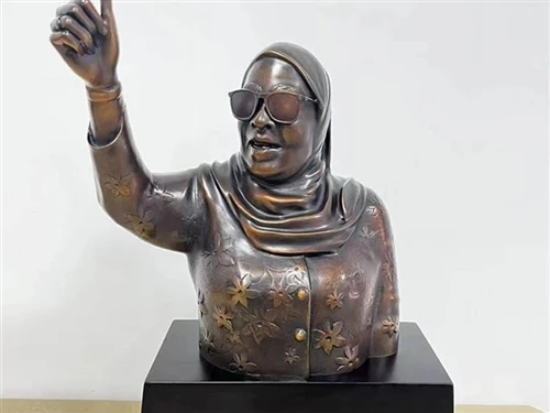 Structural characteristics of the bronze statue